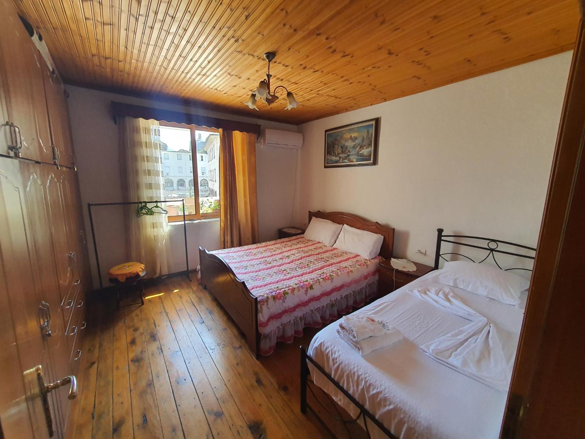 Hida Guest House Gjirokaster Ngoại thất bức ảnh